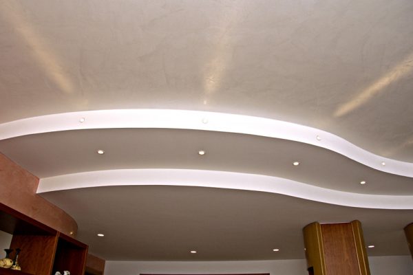 Controsoffitto curvilineo dgcolor 2 600x400 - Servizi